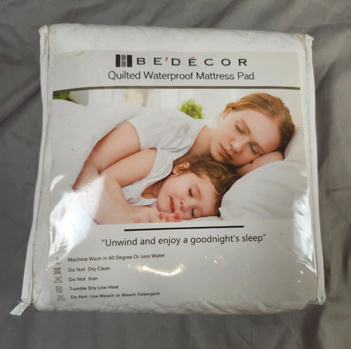 Queen mattress protector - queen,